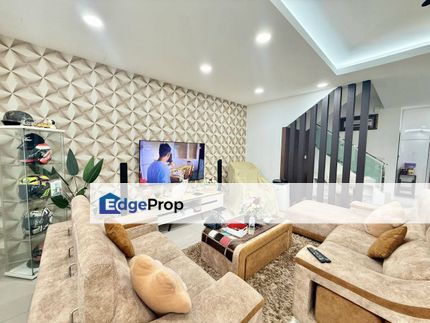 Taman Serimbun Double Storey End Lot House , Johor, Johor Bahru