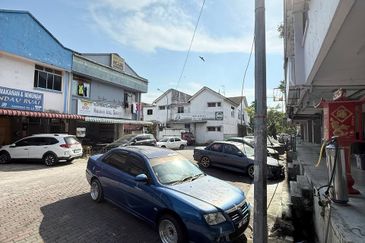 Taman Megah Ria Double Storey Shop Lot 