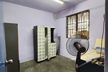 Flat Taman Ungku Tun Aminah