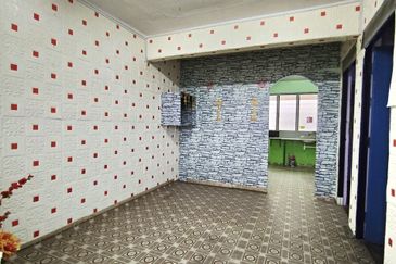 Flat Taman Ungku Tun Aminah