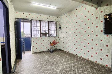 Flat Taman Ungku Tun Aminah