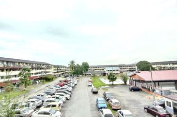 Flat Taman Ungku Tun Aminah
