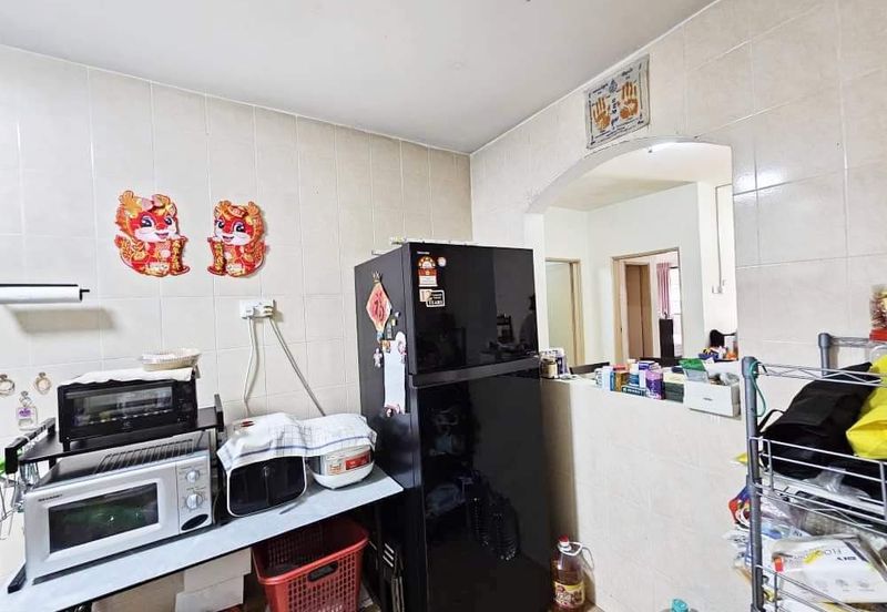 Prima Regency (Dorchester Court)