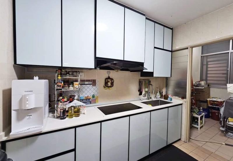 Prima Regency (Dorchester Court)