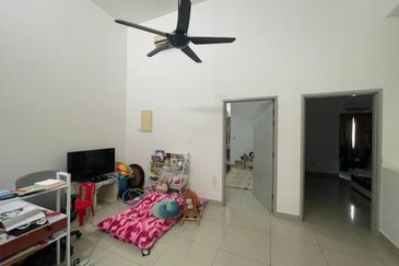 Taman Horizon Hills Double Storey Large Superlink