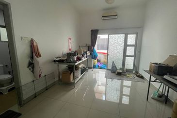 Taman Horizon Hills Double Storey Large Superlink