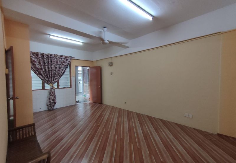 Pangsapuri Mawar (Bandar Baru Klang)