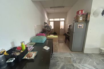 Dahlia Apartment, Subang Perdana