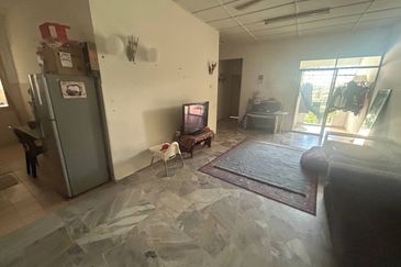 Dahlia Apartment, Subang Perdana