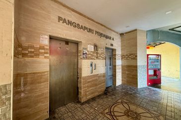 Pangsapuri Pendamar A