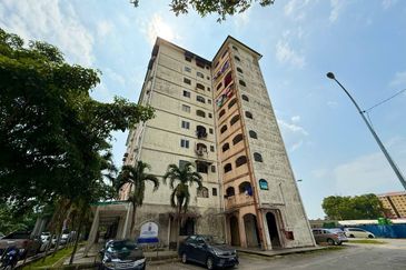 Pangsapuri Pendamar A