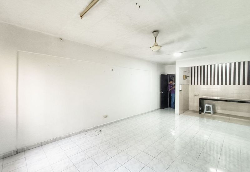 Pangsapuri Subang Suria