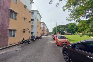 Pangsapuri Arista @ Bandar Parklands