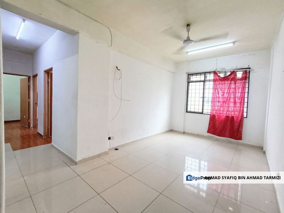 (Ground Floor, Freehold) Megah Villa Apartment, Kota Warisan, Sepang, Selangor, Sepang