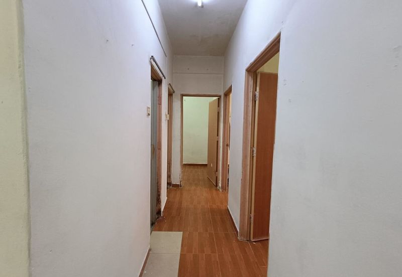 Pangsapuri Megah Villa