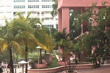 Brunsfield Service Apartment