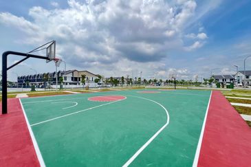 Persiaran Bukit Raja 2