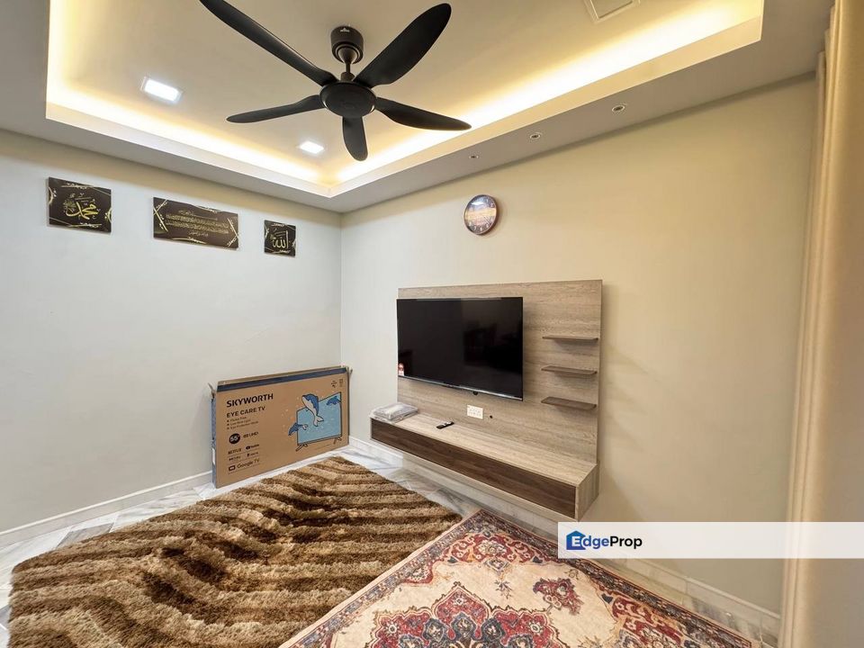 (Renovated) Double Storey Terrace Alam Perdana Puncak Alam, Selangor, Bandar Puncak Alam