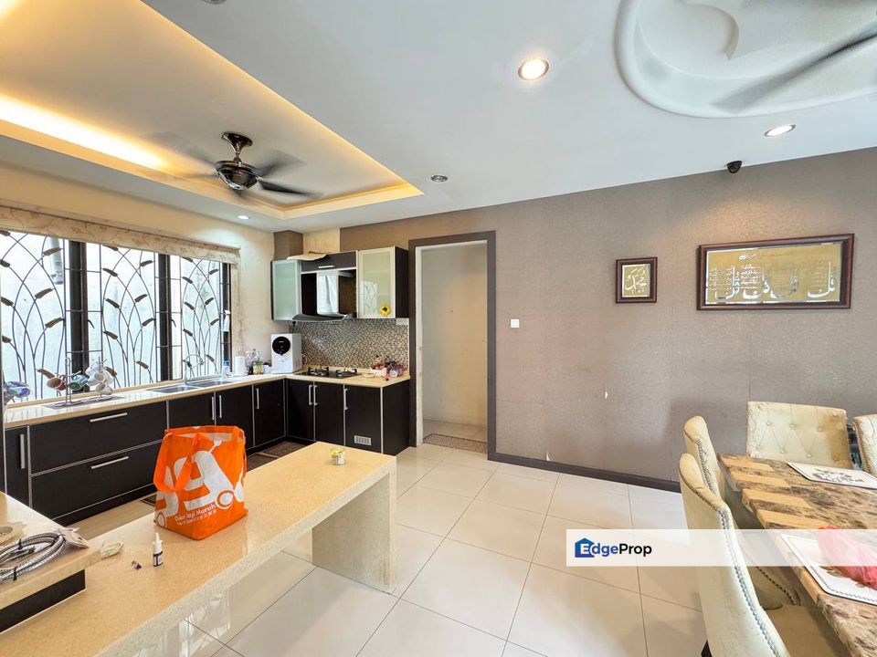 (Renovated)  Double Storey Semi D Cluster Cahaya Spk Shah Alam, Selangor, Shah Alam