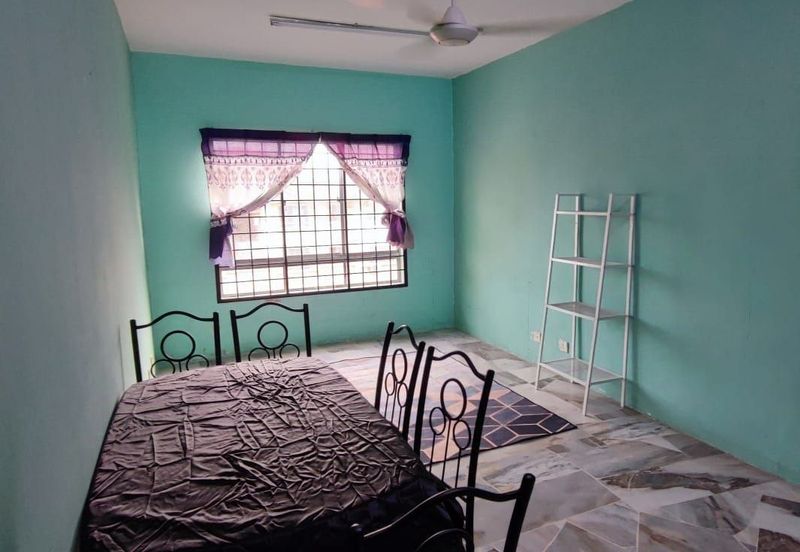 Astana Alam Apartment