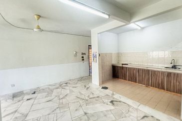 Residensi Warnasari 3