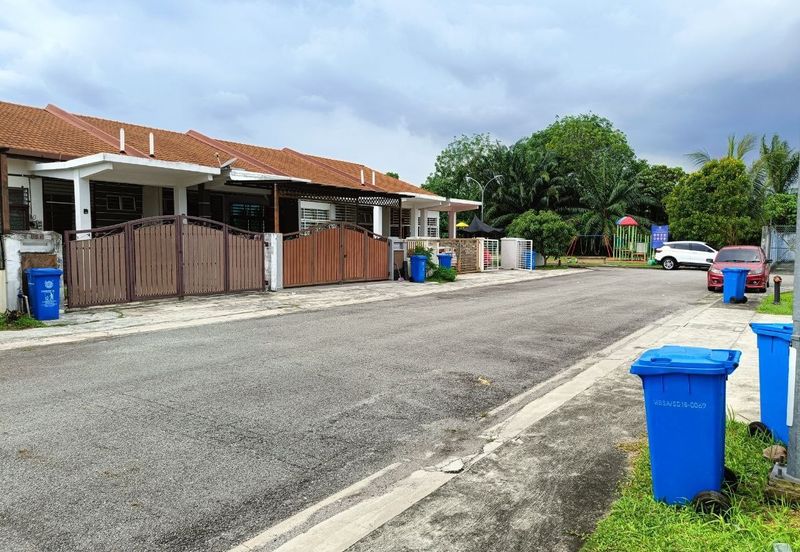 (Freehold) Teres Setingkat, Taman Wira Permai, Seksyen 30 Shah Alam