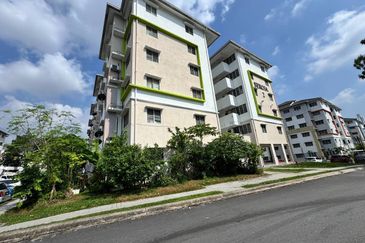 Pangsapuri Seroja Bukit Jelutong