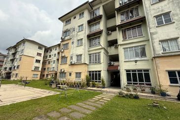 Taman Sungai Kapar Indah