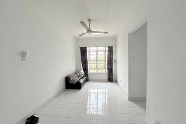 Taman Sungai Kapar Indah