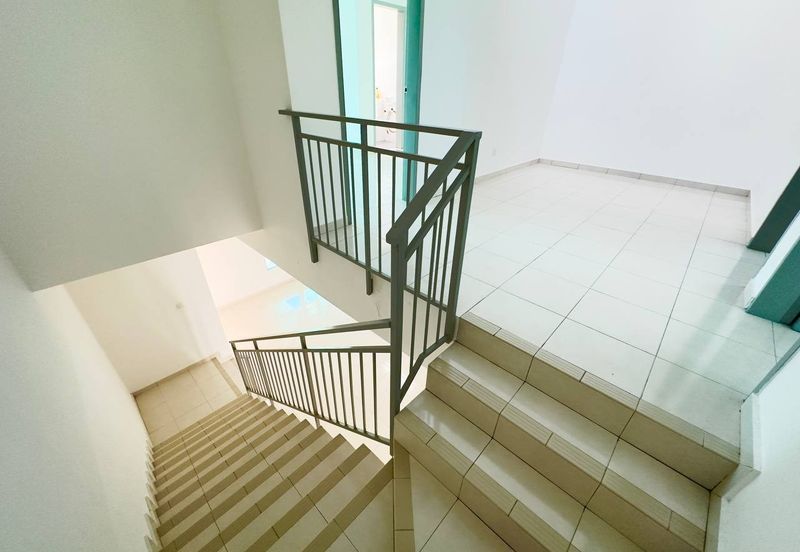 Laman Haris @ Eco Grandeur