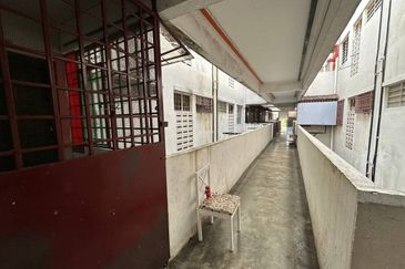 Bandar Bukit Tinggi 1 Apartment