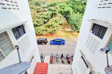 Pangsapuri Arista @ Bandar Parklands