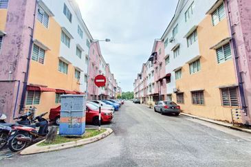 Pangsapuri Arista @ Bandar Parklands