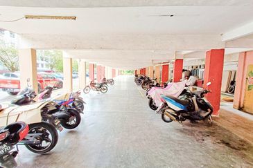 Pangsapuri Utarid Subang