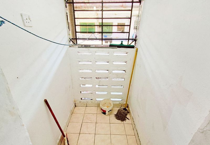 Pangsapuri Utarid Subang