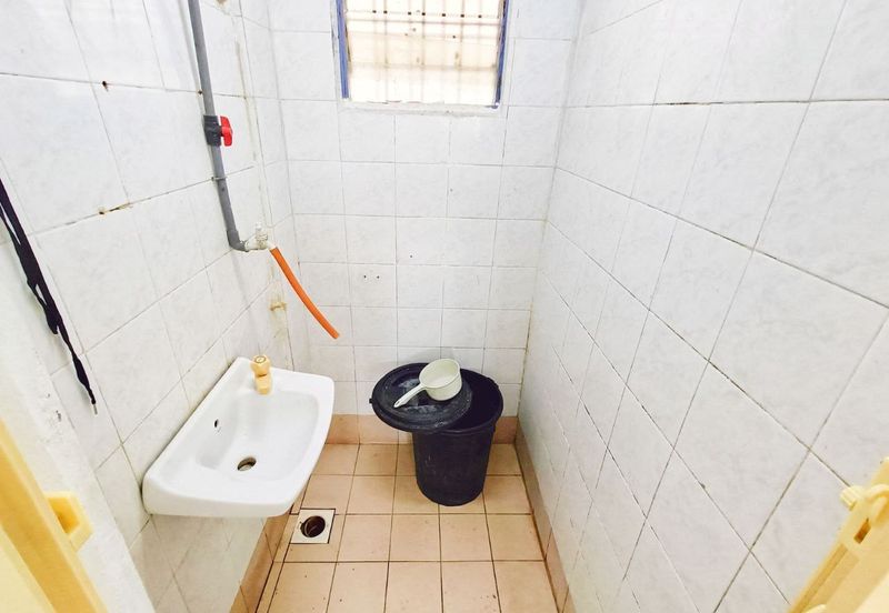 Pangsapuri Utarid Subang