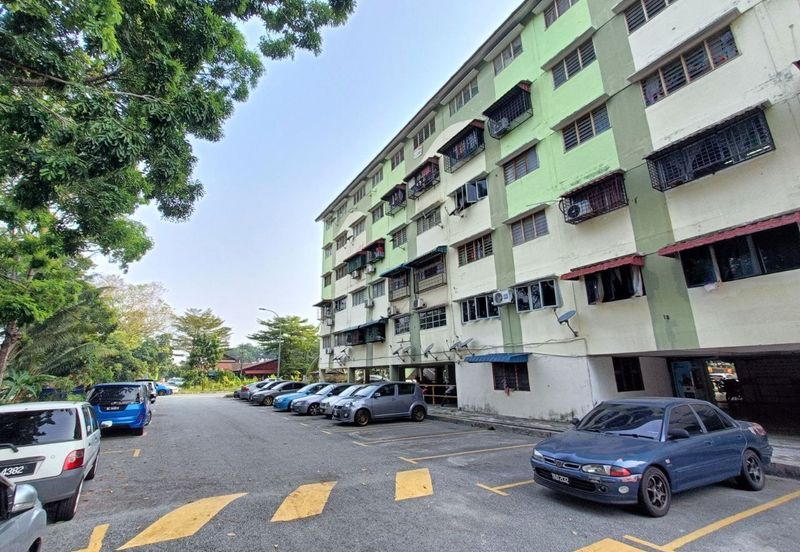 Flat PKNS, Seksyen 24