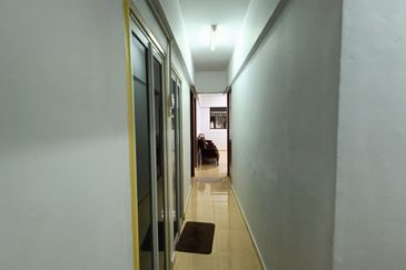 Flat PKNS, Seksyen 24