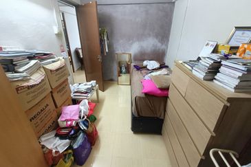 Flat PKNS, Seksyen 24