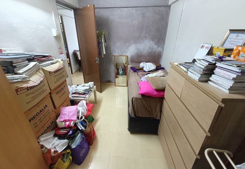 Flat PKNS, Seksyen 24