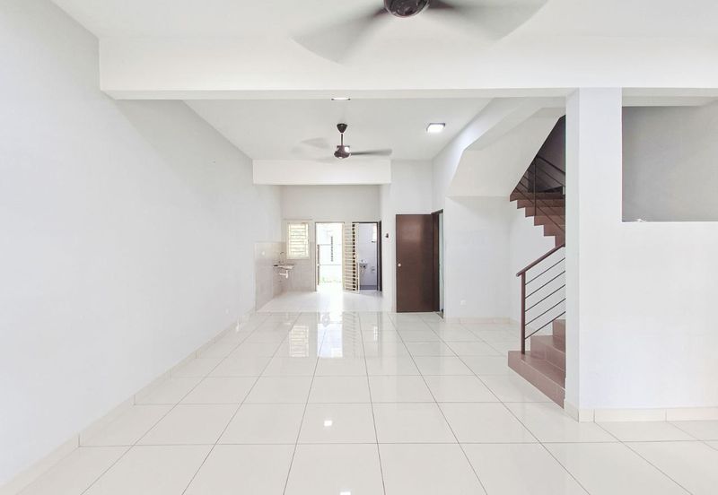 (Renovated, Non Bumi) Double Storey Taman Ruby Garden Dengkil