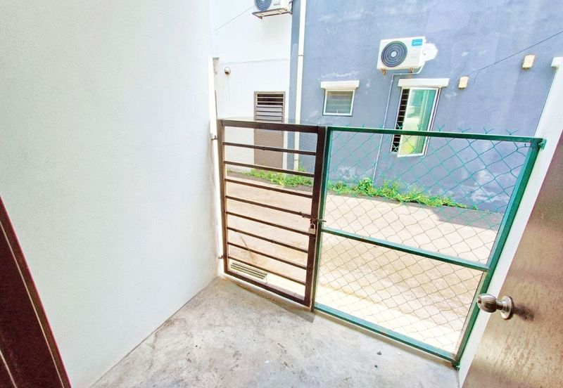 (Renovated, Non Bumi) Double Storey Taman Ruby Garden Dengkil