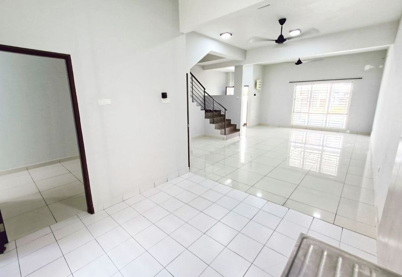 (Renovated, Non Bumi) Double Storey Taman Ruby Garden Dengkil