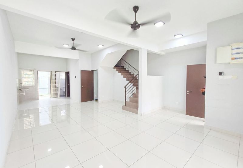 (Renovated, Non Bumi) Double Storey Taman Ruby Garden Dengkil