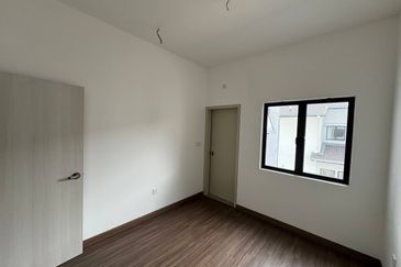 Casira 3 @ Bandar Bukit Raja