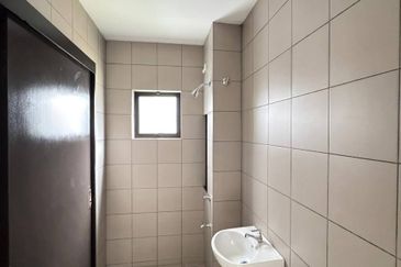 Casira 3 @ Bandar Bukit Raja