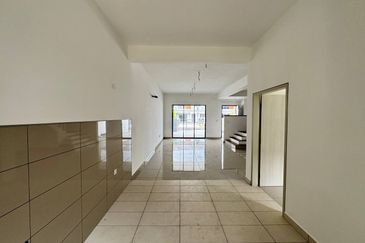 Casira 3 @ Bandar Bukit Raja