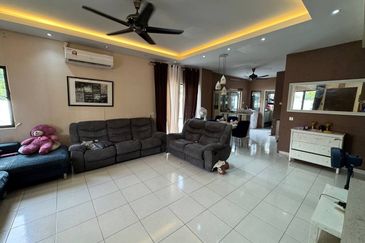 Jalan Setia Permai U13/42M