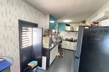 Jalan Setia Permai U13/42M