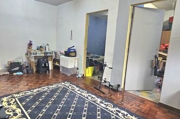 Flat PKNS Seksyen 8